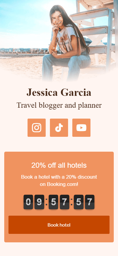 Link in bio page of a travel blogger created with the Taplink website builder